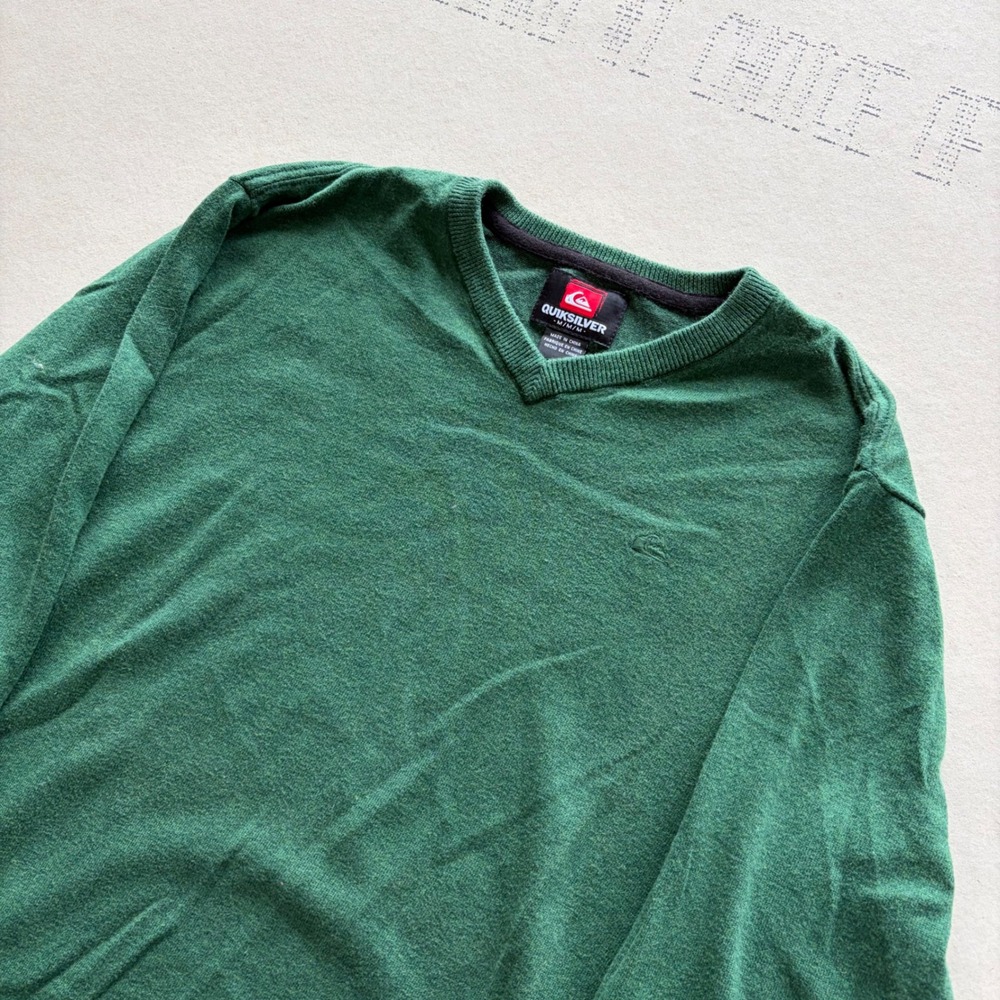 Y2K Quiksilver V neck Sweater
